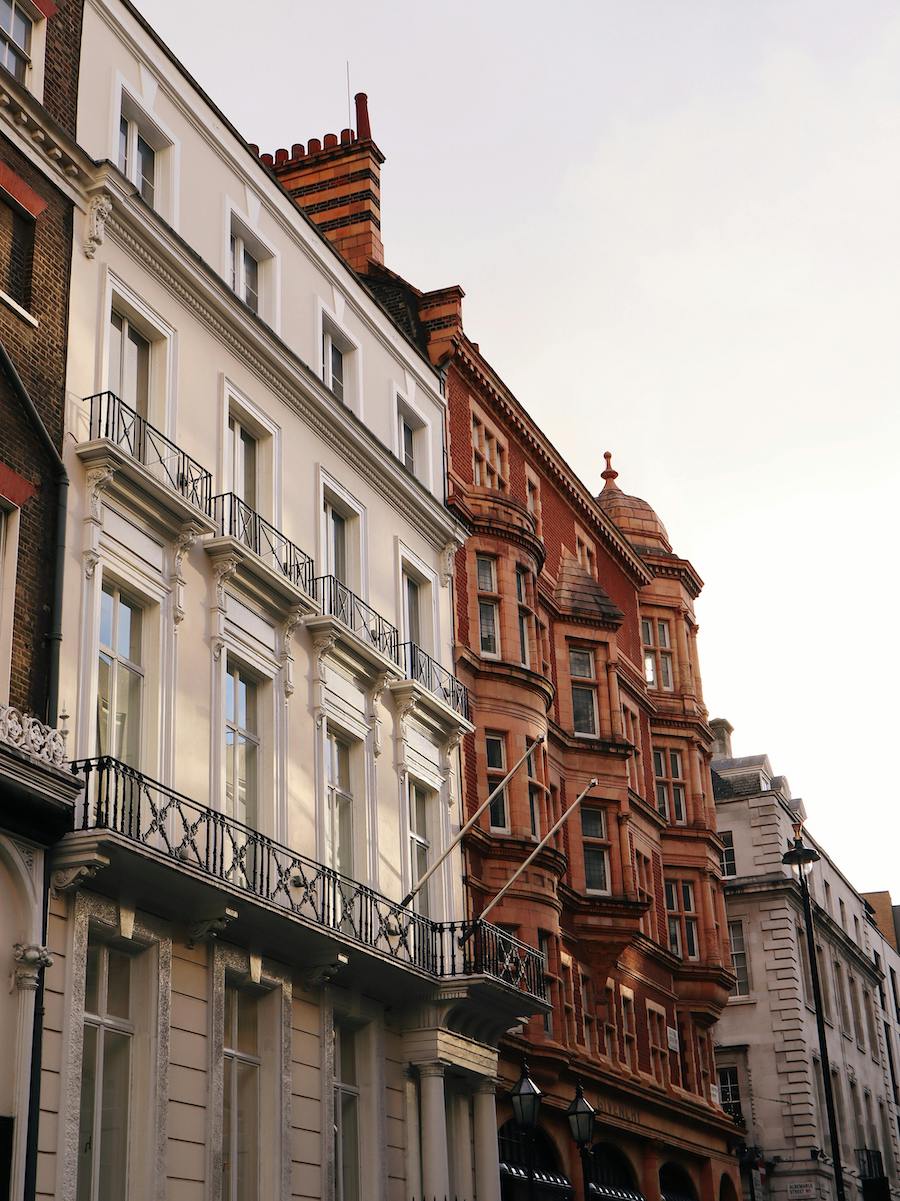 Eagle Private conducts family office staff recruitment searches in Mayfair, London.